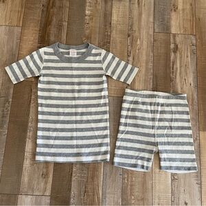 Hanna Andersson gray and white striped organic cotton pajamas, size 8